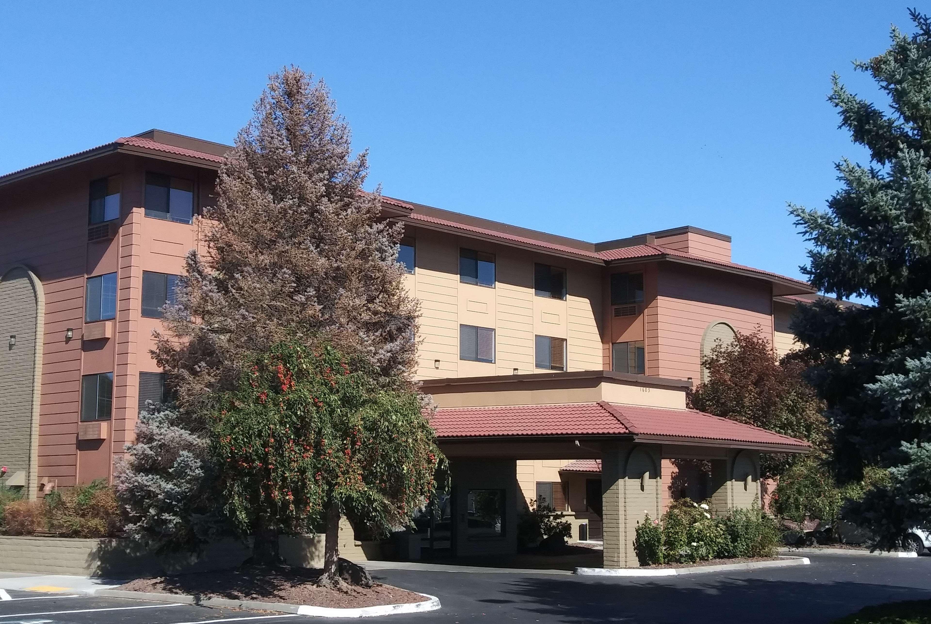 Baymont By Wyndham Yakima Riverfront Exterior foto