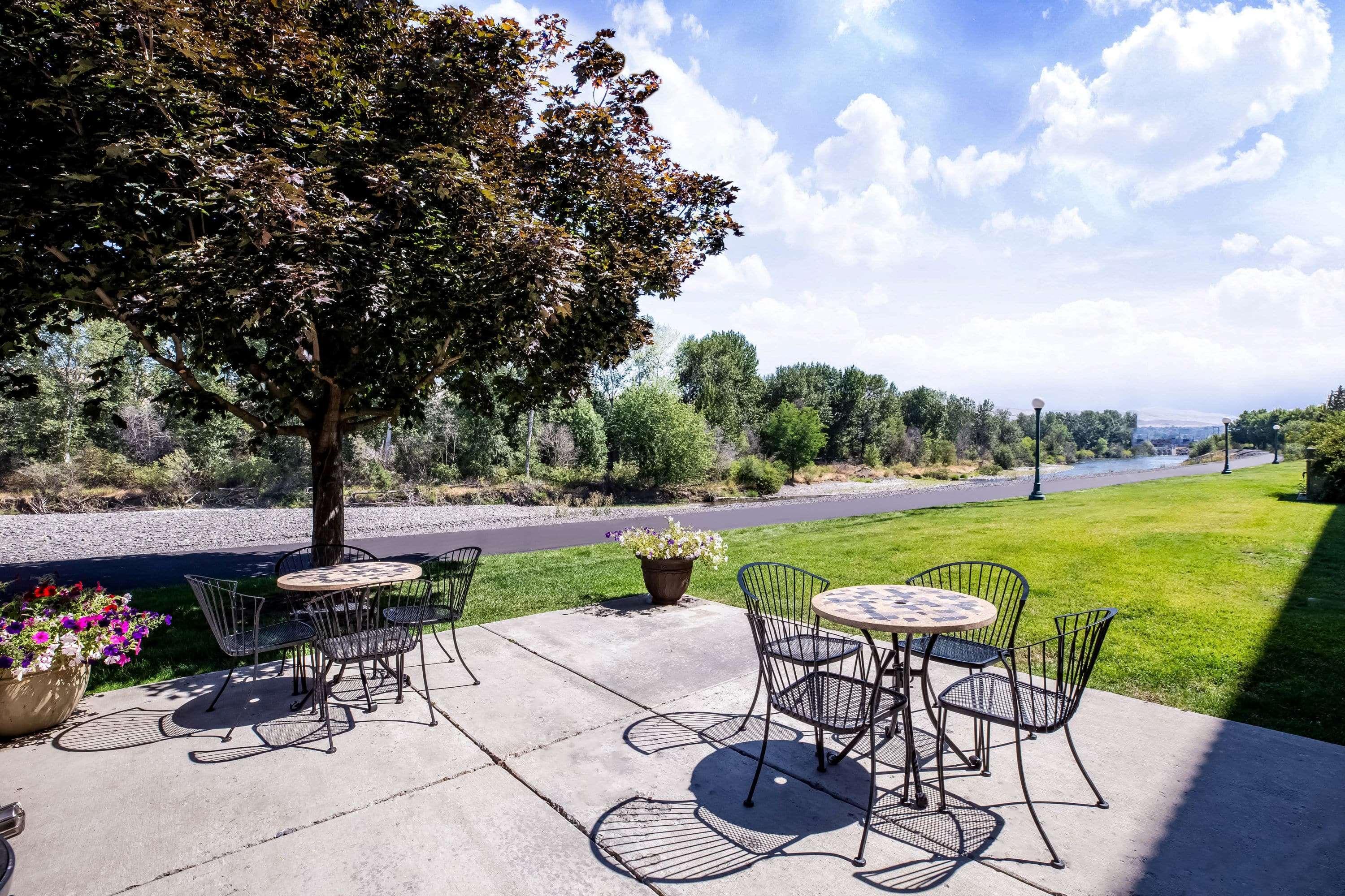 Baymont By Wyndham Yakima Riverfront Exterior foto