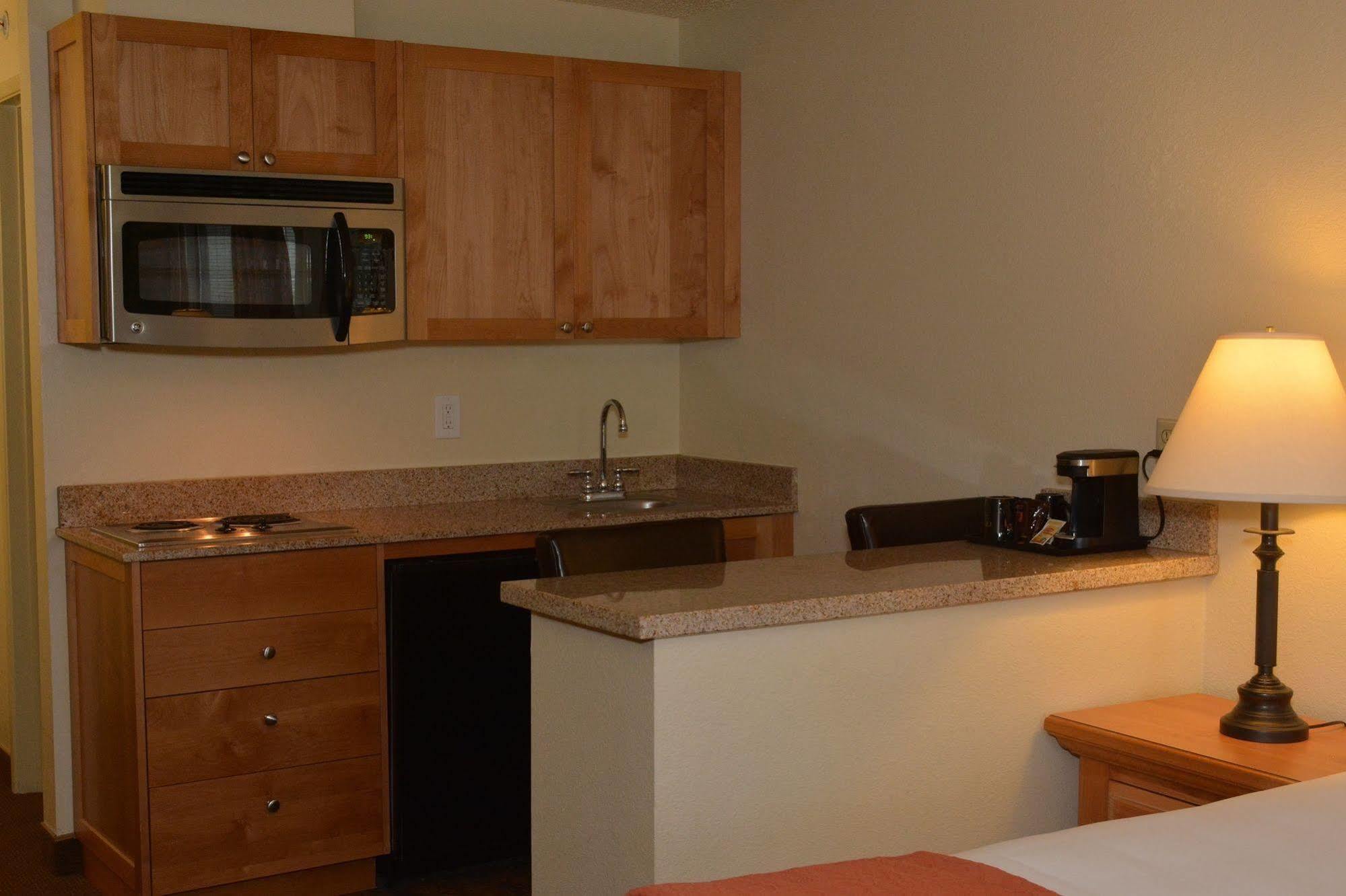 Baymont By Wyndham Yakima Riverfront Exterior foto