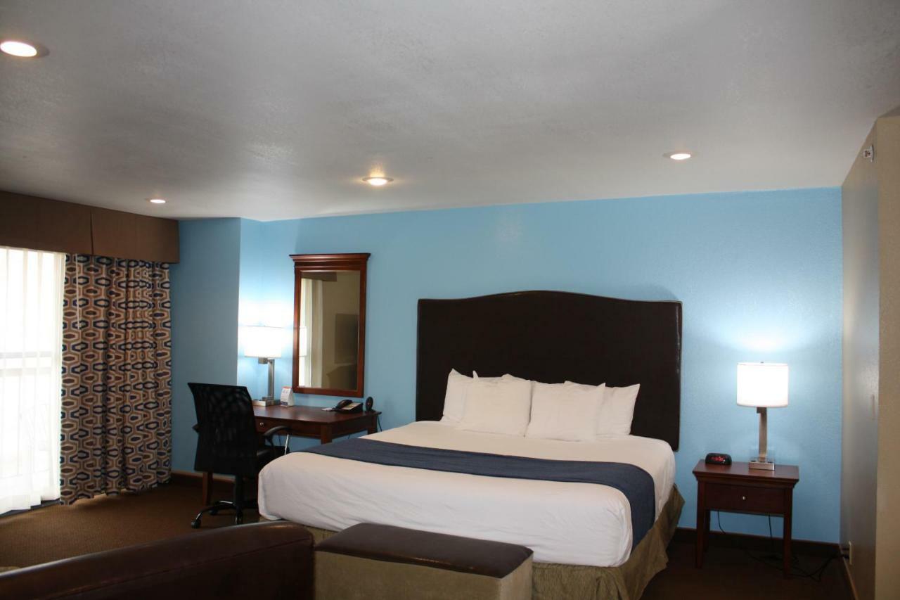 Baymont By Wyndham Yakima Riverfront Exterior foto