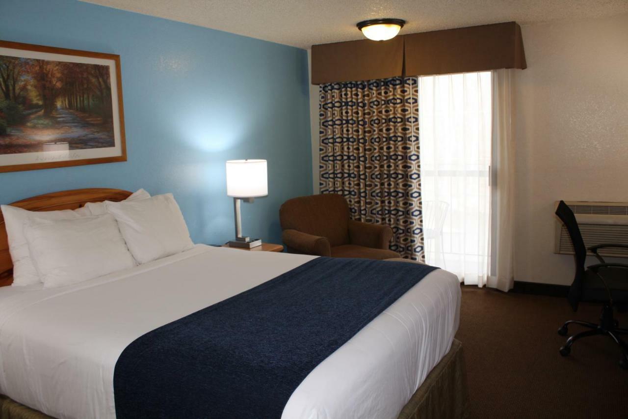Baymont By Wyndham Yakima Riverfront Exterior foto